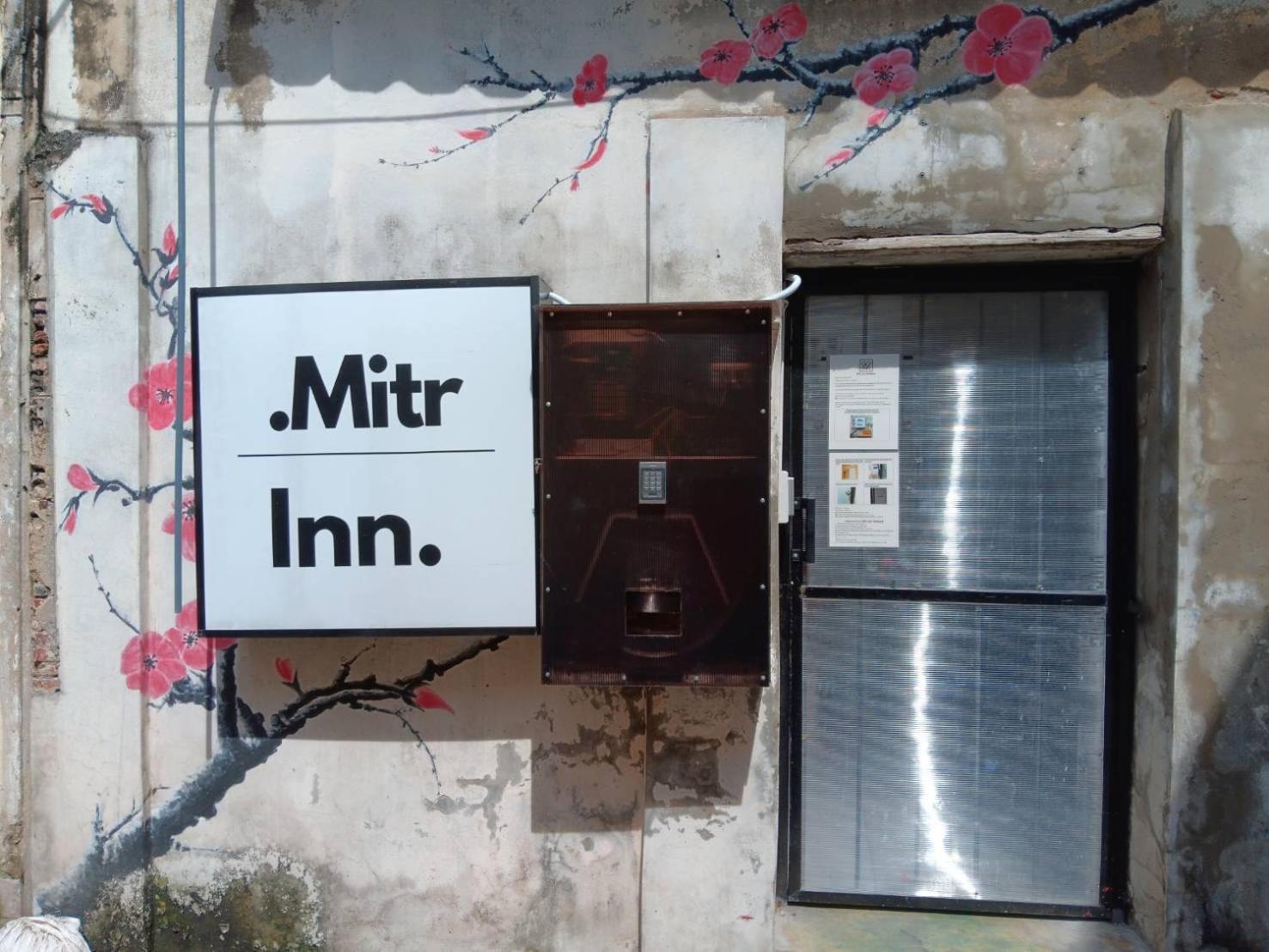Mitr Inn Yaowarat Bangkok Buitenkant foto